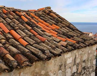 Réparation toiture 83 à Roquebrune-sur-Argens